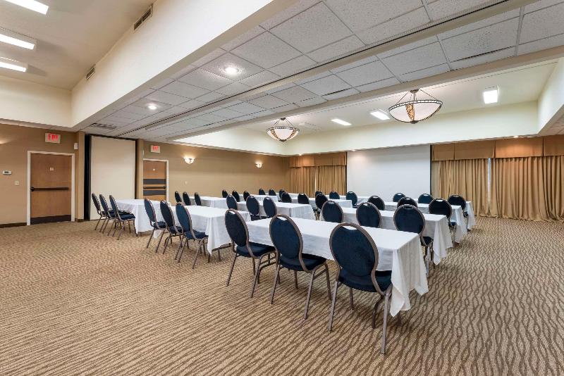 Comfort Inn & Suites Black River Falls I-94 image