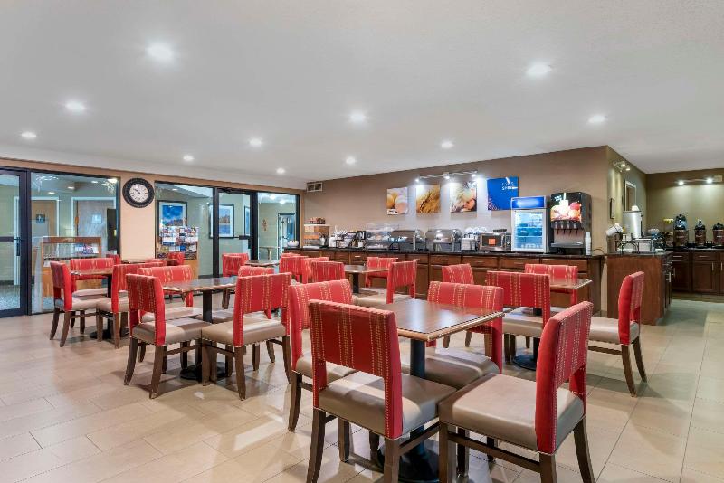 Comfort Inn & Suites Black River Falls I-94 image