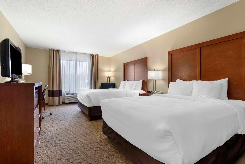 Comfort Inn & Suites Black River Falls I-94 image