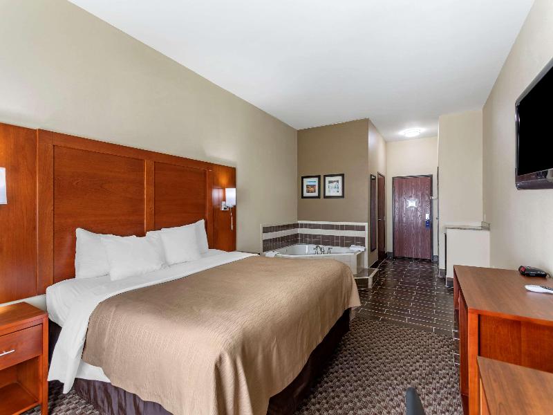 Comfort Inn & Suites image