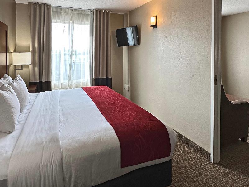 Staybridge Suites Concord image