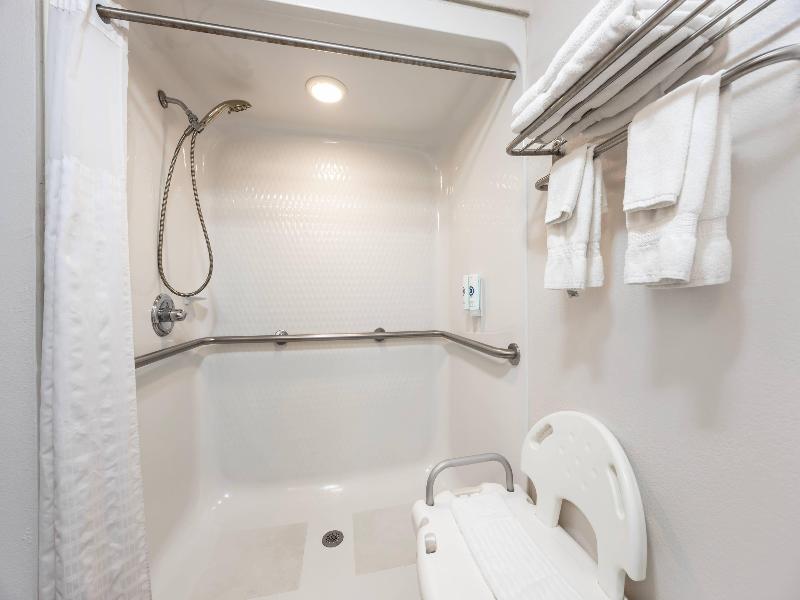 Comfort Inn & Suites Cookeville image