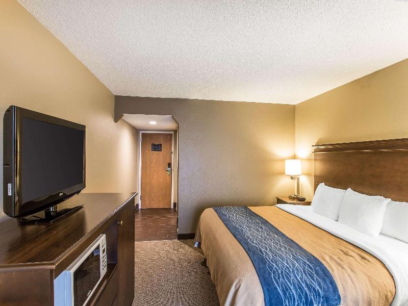 Comfort Inn & Suites Cookeville image