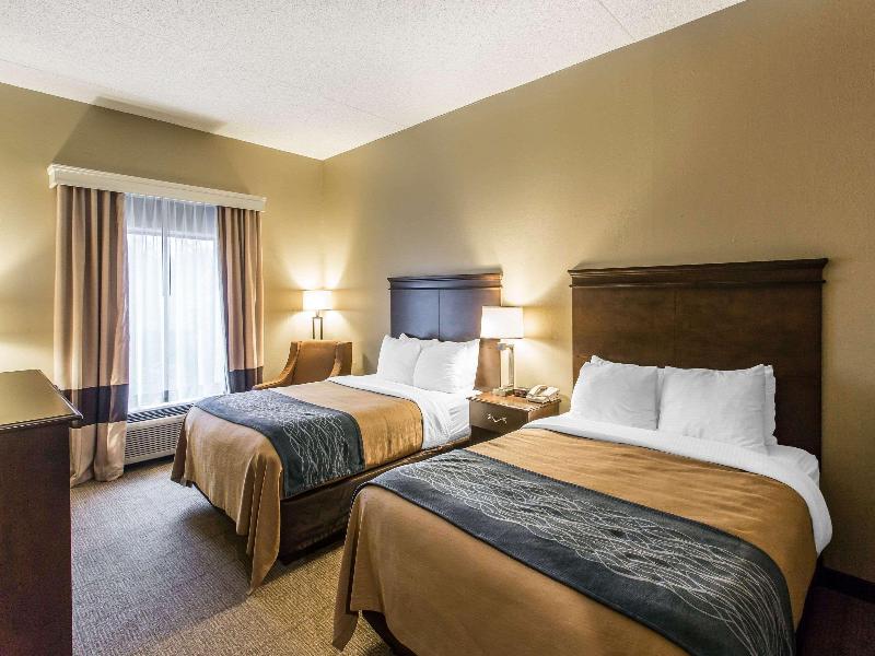 Comfort Inn & Suites Cookeville image