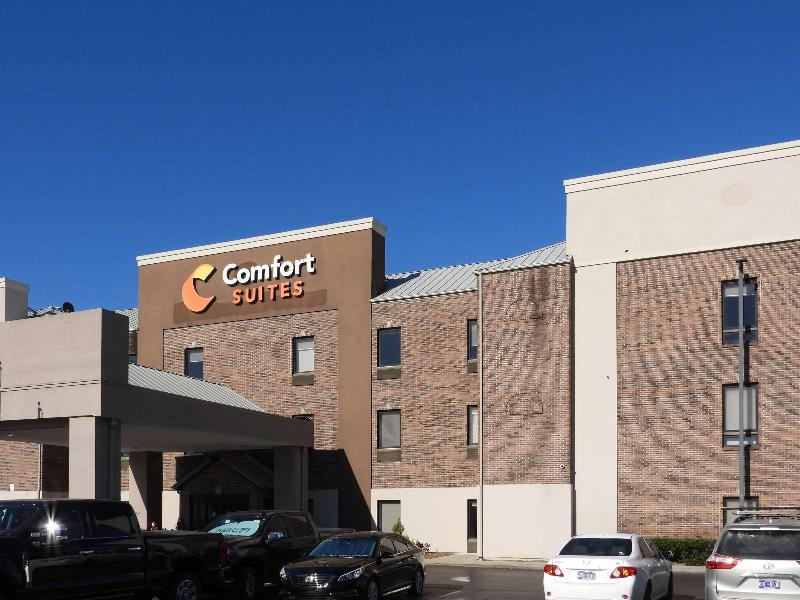 Comfort Suites North image