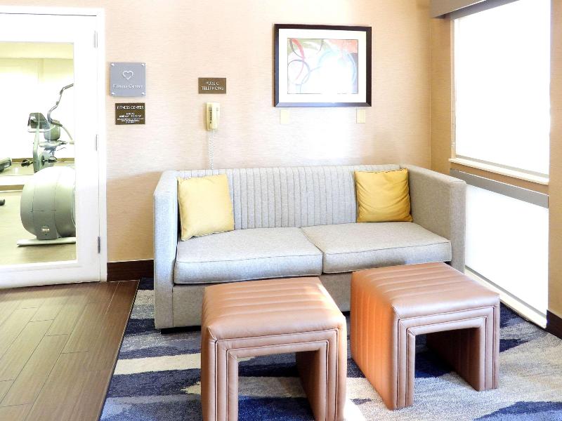 Comfort Suites North image