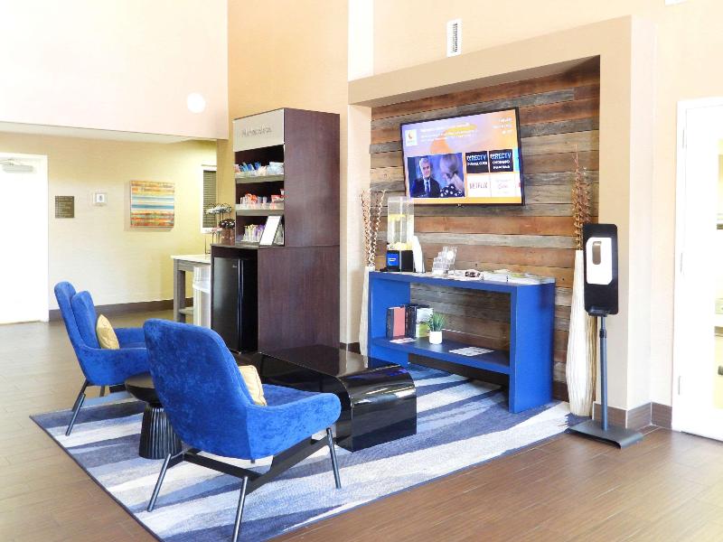 Comfort Suites North image