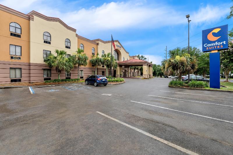 Comfort Suites Mobile East Bay image