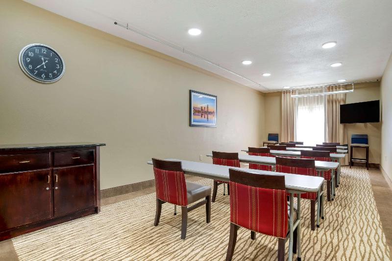 Comfort Suites Mobile East Bay image