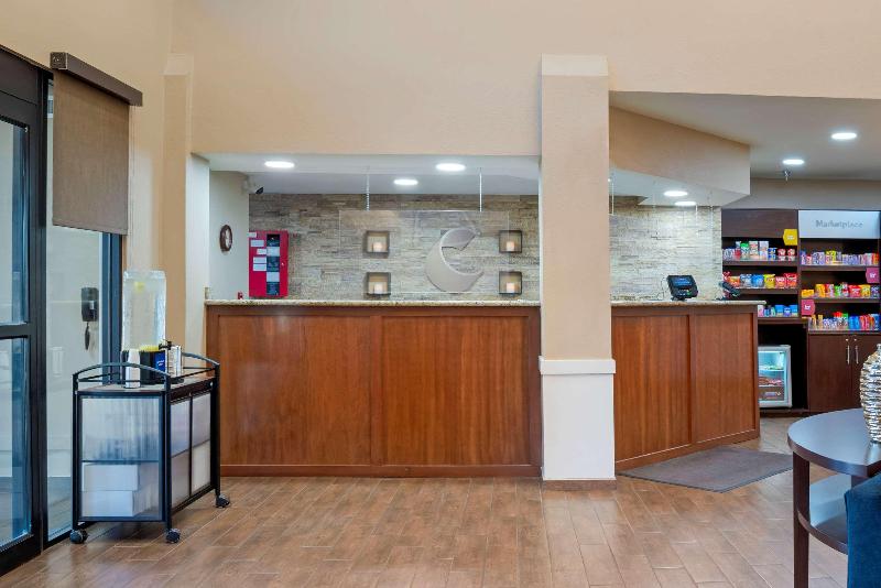 Comfort Suites Mobile East Bay image