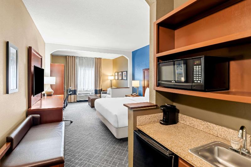 Comfort Suites Mobile East Bay image