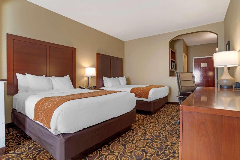 Comfort Suites Mobile East Bay image