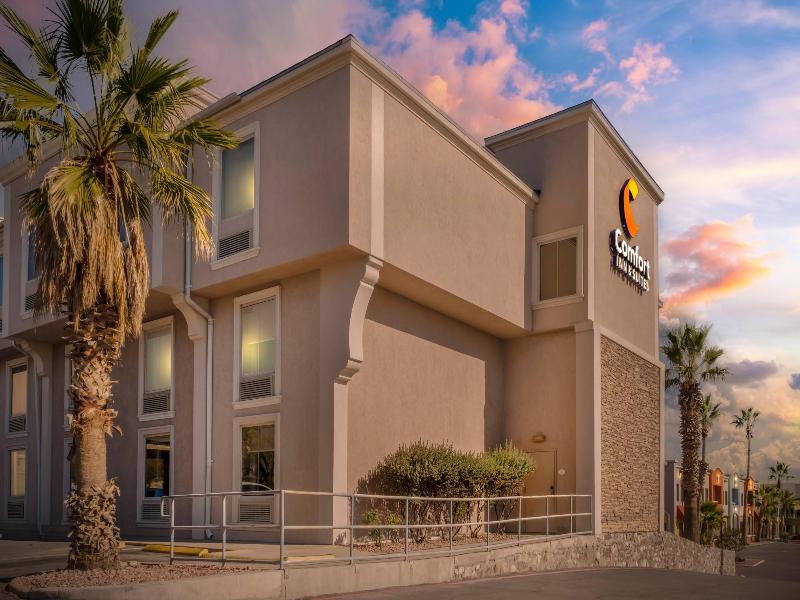 Comfort Inn & Suites I-10 Airport image