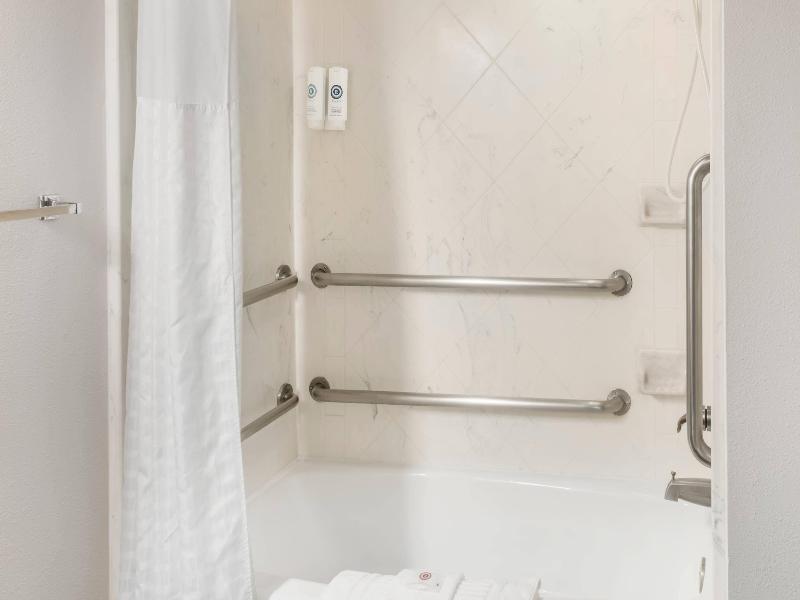 Comfort Inn & Suites I-10 Airport image