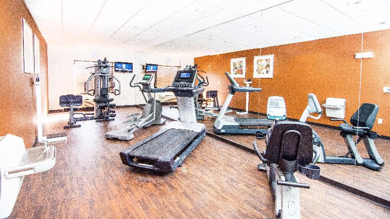 Holiday Inn Express Suites Elkton University Area image