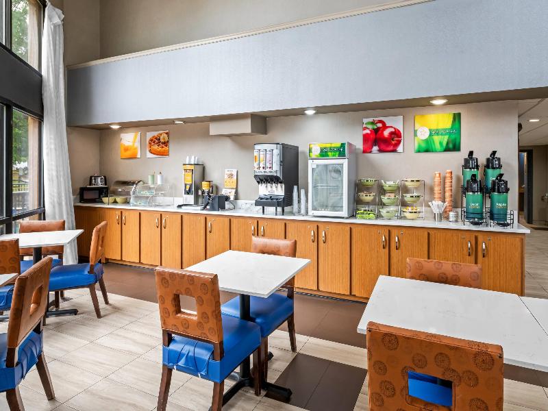 Quality Inn at the Park image