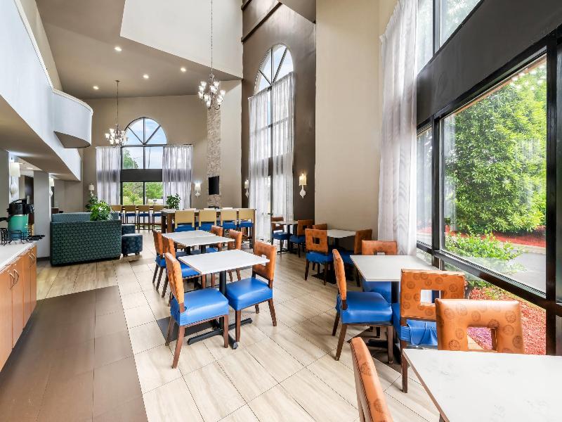 Quality Inn at the Park image
