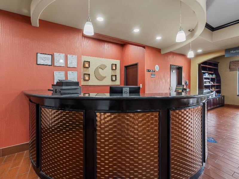 Comfort Suites Lake Worth image