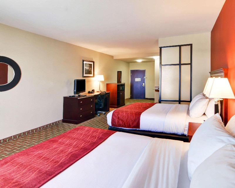 Comfort Suites Lake Worth image