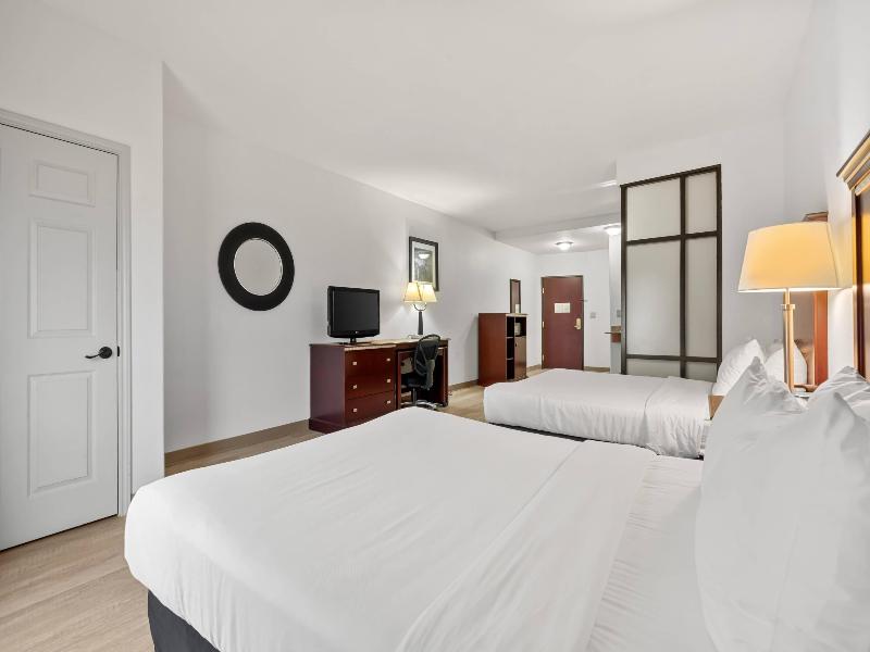 Comfort Suites Lake Worth image