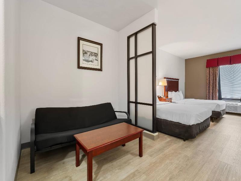 Comfort Suites Lake Worth image