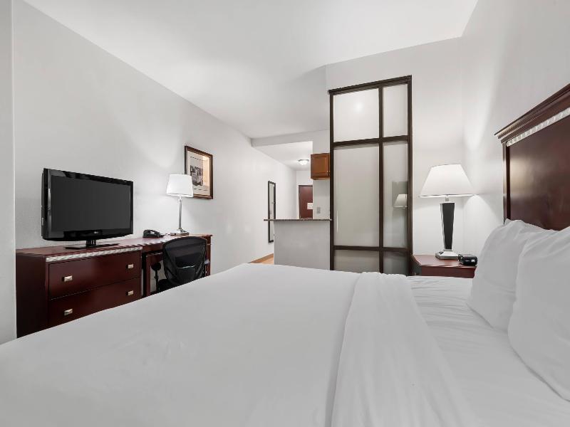 Comfort Suites Lake Worth image