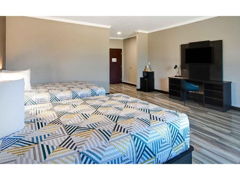 Motel 6 Fort Worth, TX – I-35 & I-20 image