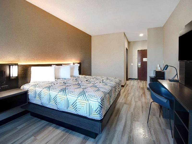 Motel 6 Fort Worth, TX – I-35 & I-20 image