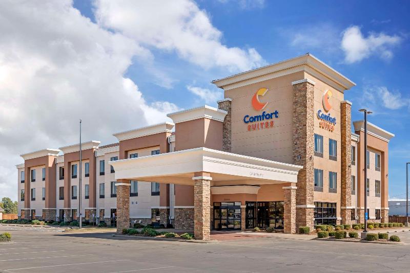 Comfort Suites Greenwood image