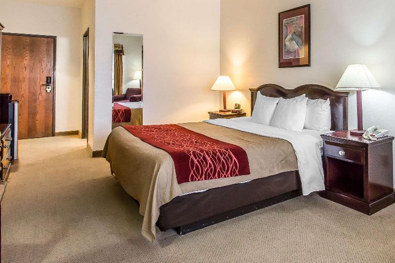 Quality In & Suites image