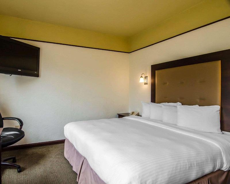 1929 Hotel Seville image
