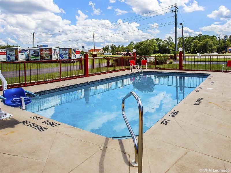 Econo Lodge Kingsland image