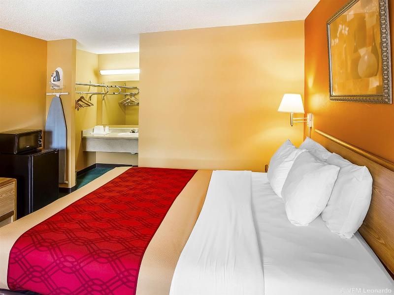 Econo Lodge Kingsland image