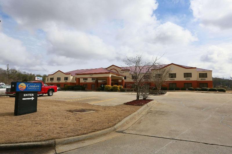 Comfort Inn & Suites Leeds I-20 image