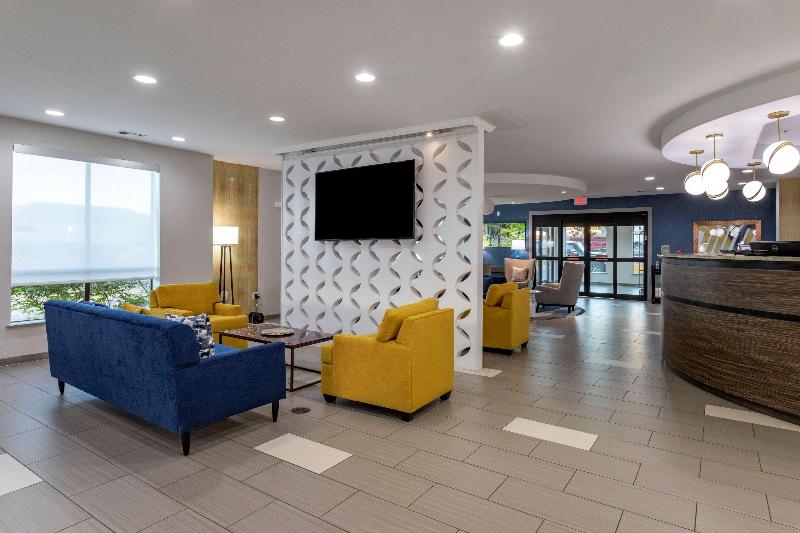 Comfort Suites Natchitoches image