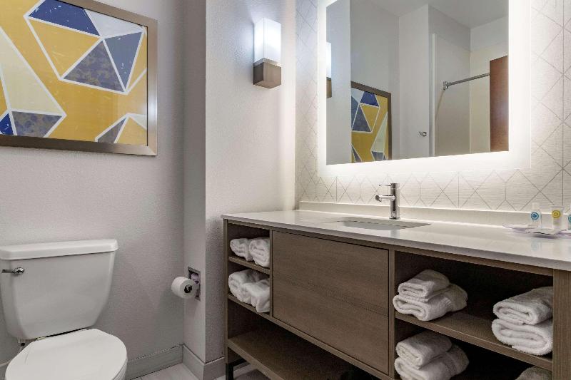 Comfort Suites Natchitoches image