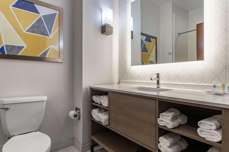 Comfort Suites Natchitoches image