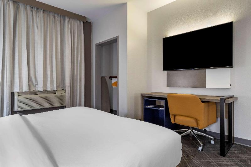 Comfort Suites Natchitoches image