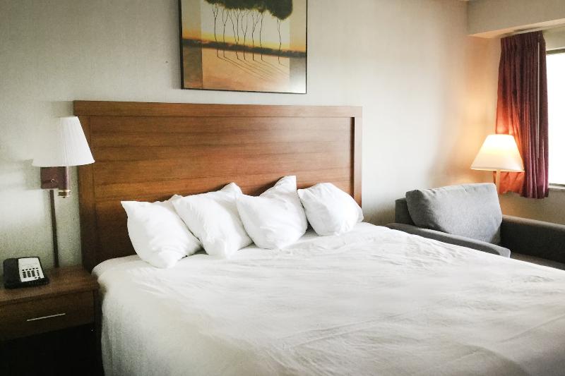 Super 8 by Wyndham Petoskey image