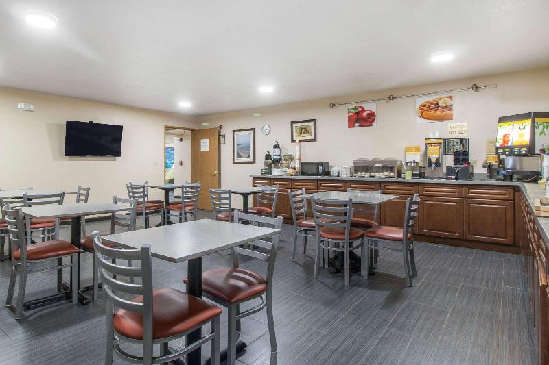 Quality Inn & Suites Crescent City Redwood Coast image