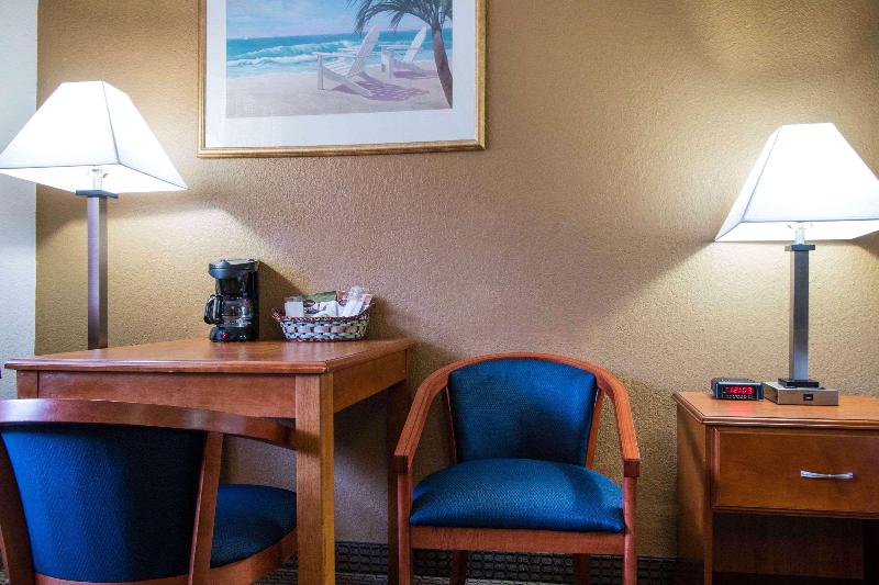 Quality Inn & Suites Crescent City Redwood Coast image