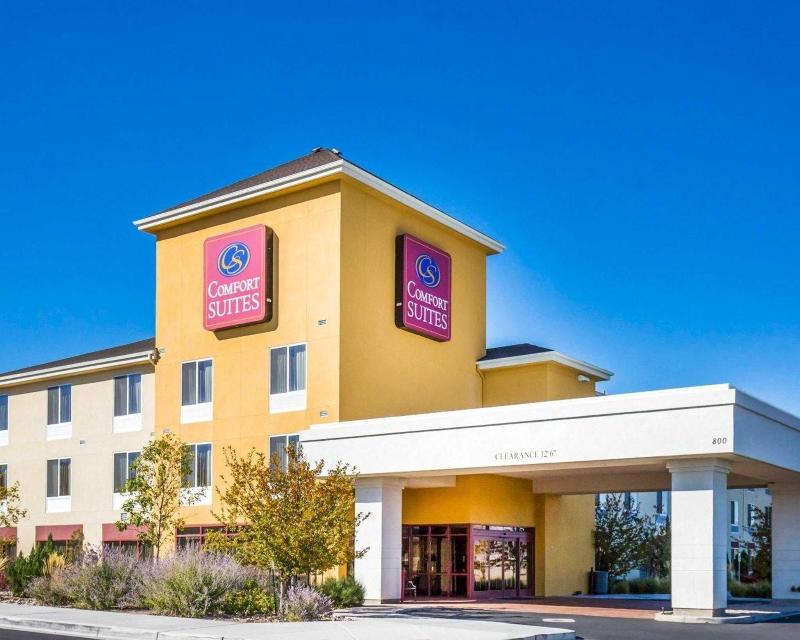 Comfort Suites Fernley image