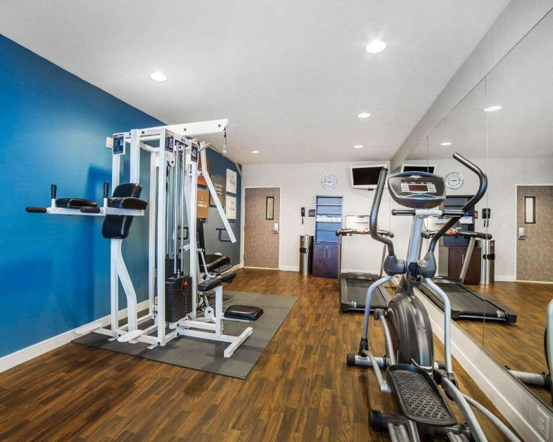 Comfort Suites Fernley image