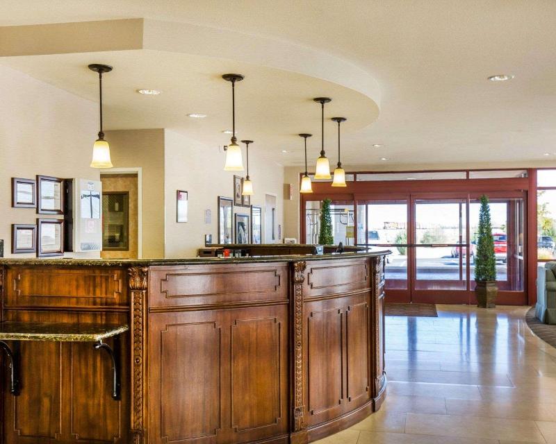 Comfort Suites Fernley image