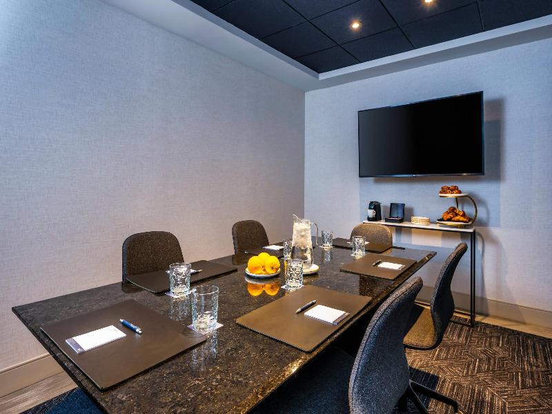 Hotel Royal William, an Ascend Collection hotel image