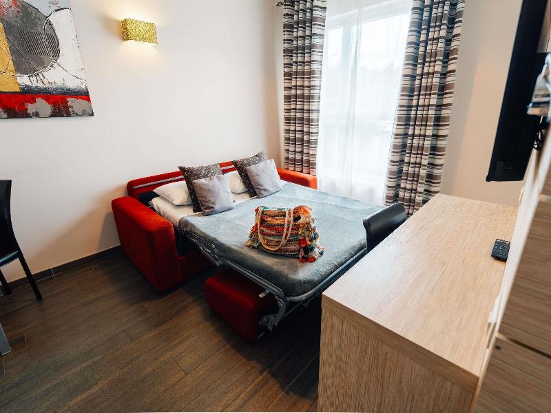 ibis Styles Charleroi Airport Aero 44 image