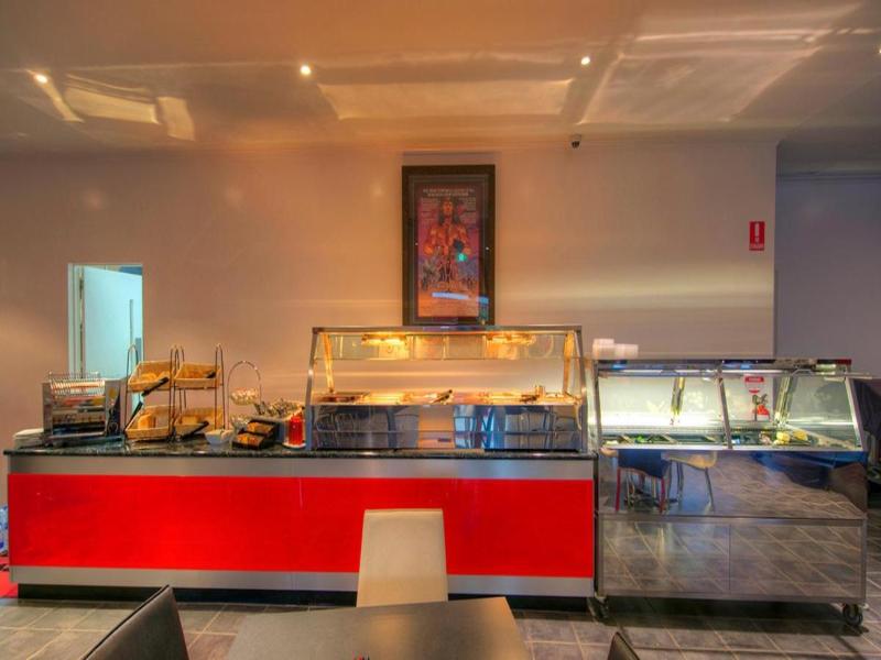 Halls Creek Motel image