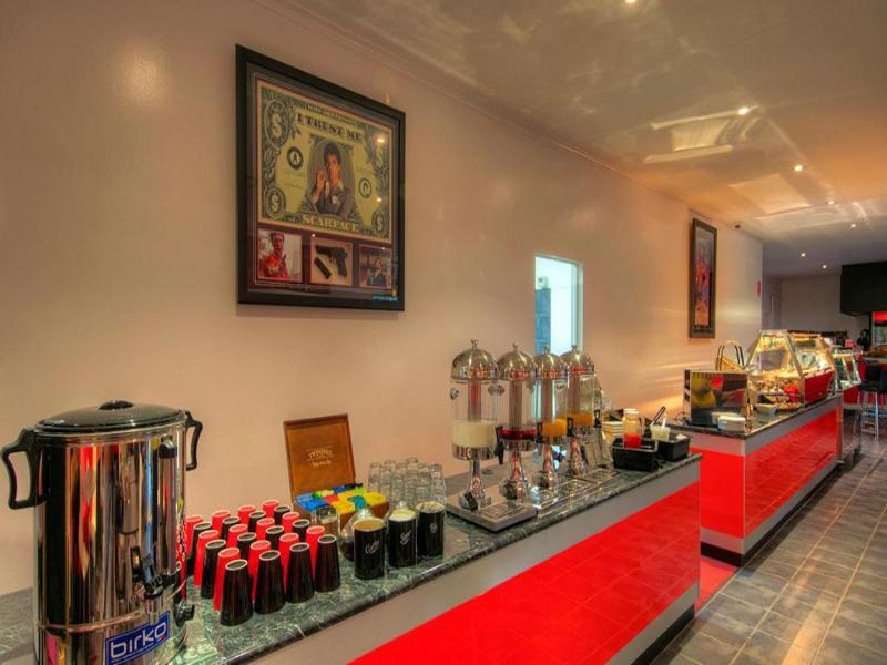 Halls Creek Motel image