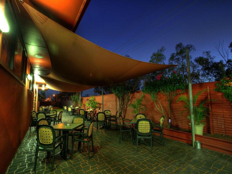 Halls Creek Motel image