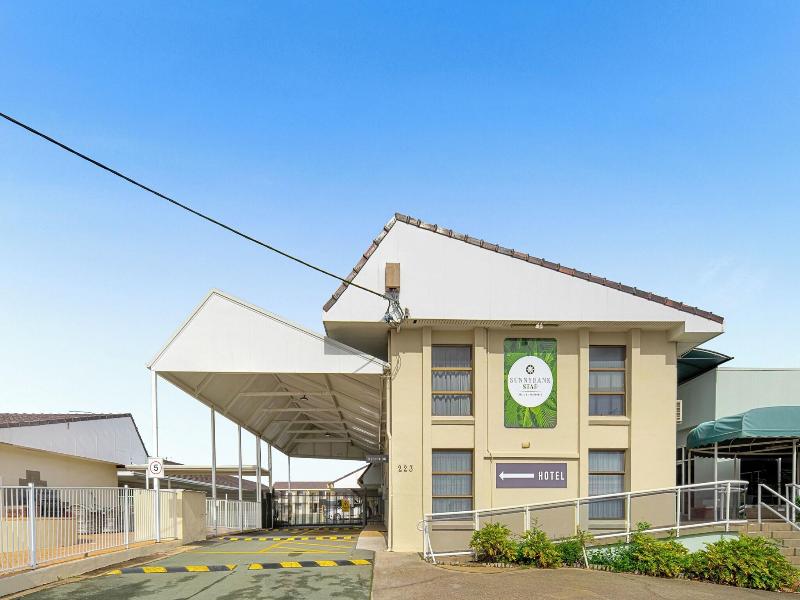 Sunnybank Star Hotel & Apartments image